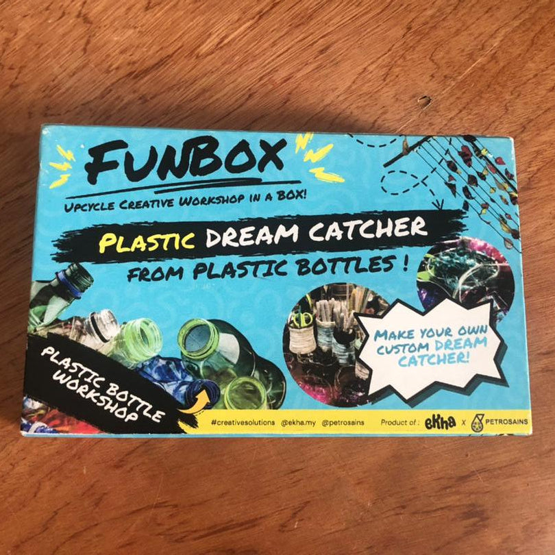 FUNBOX: Plastic Dream Catcher